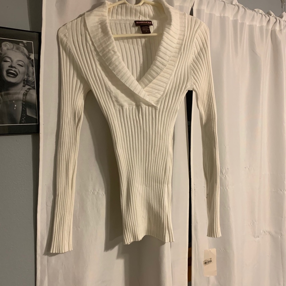 NWT Sexy, stretchy Sweater